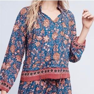 NAT By Natalie Martin Long Sleeve Blouse in Blue and Orange Floral Size L